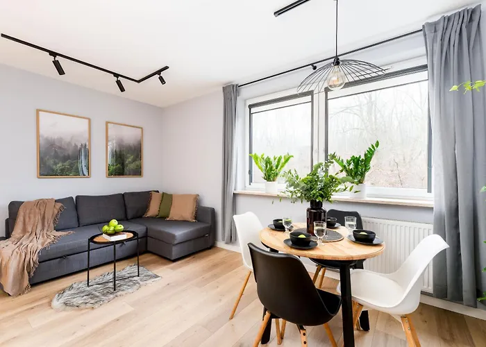 Forest House By Cozyplace *