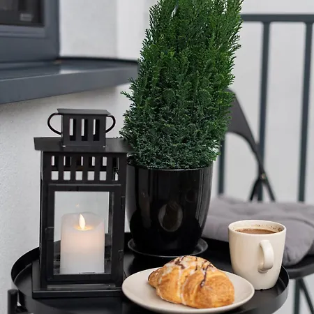 Forest House By Cozyplace