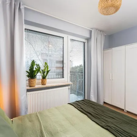 Forest House By Cozyplace Apartamento