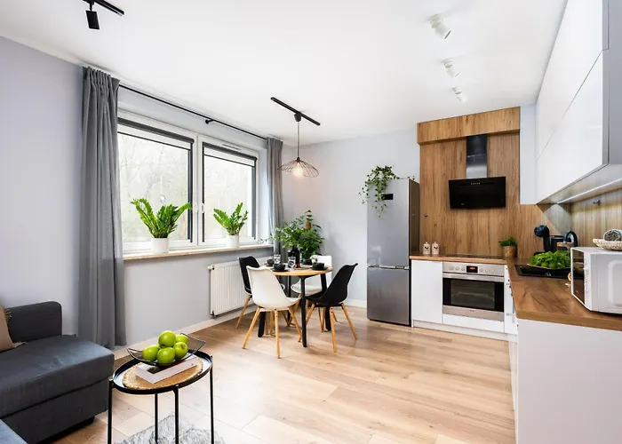 Forest House By Cozyplace *