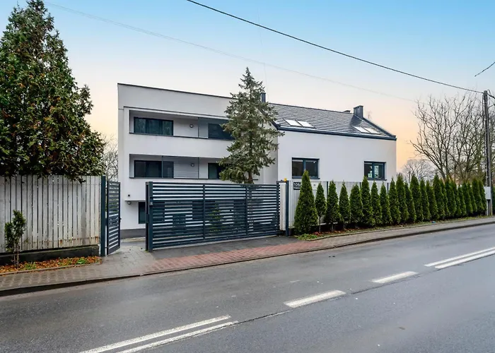 Forest House By Cozyplace