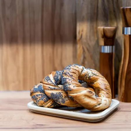 Forest House By Cozyplace *